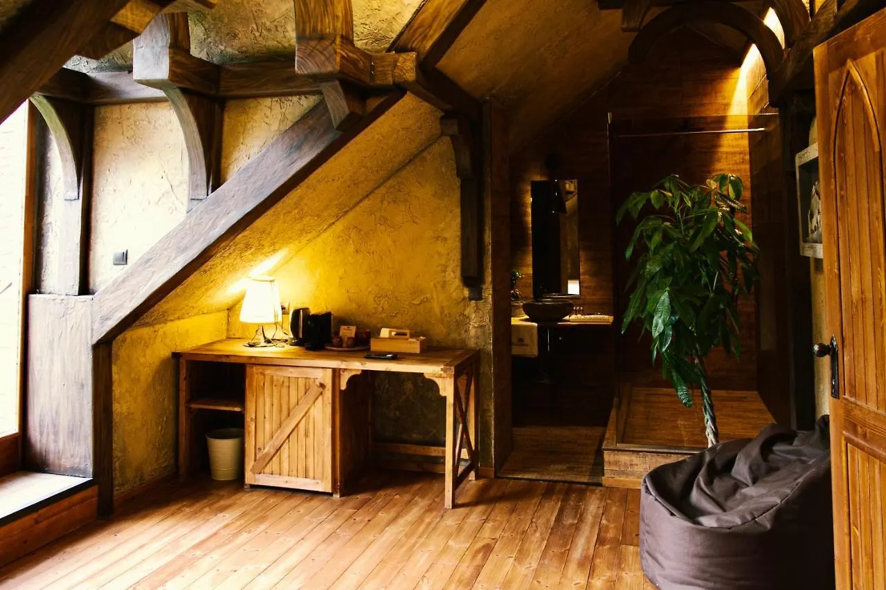 Excalibur Minihotel Eger 4*,  Hongrie