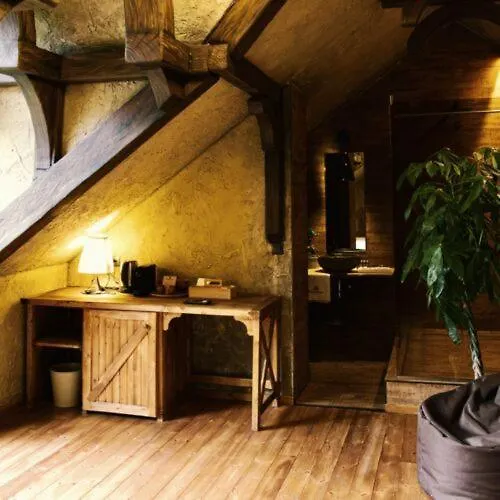 **** Hotel Excalibur Minihotel Eger Hongarije