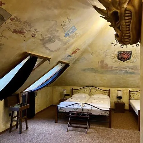 Excalibur Minihotel Eger